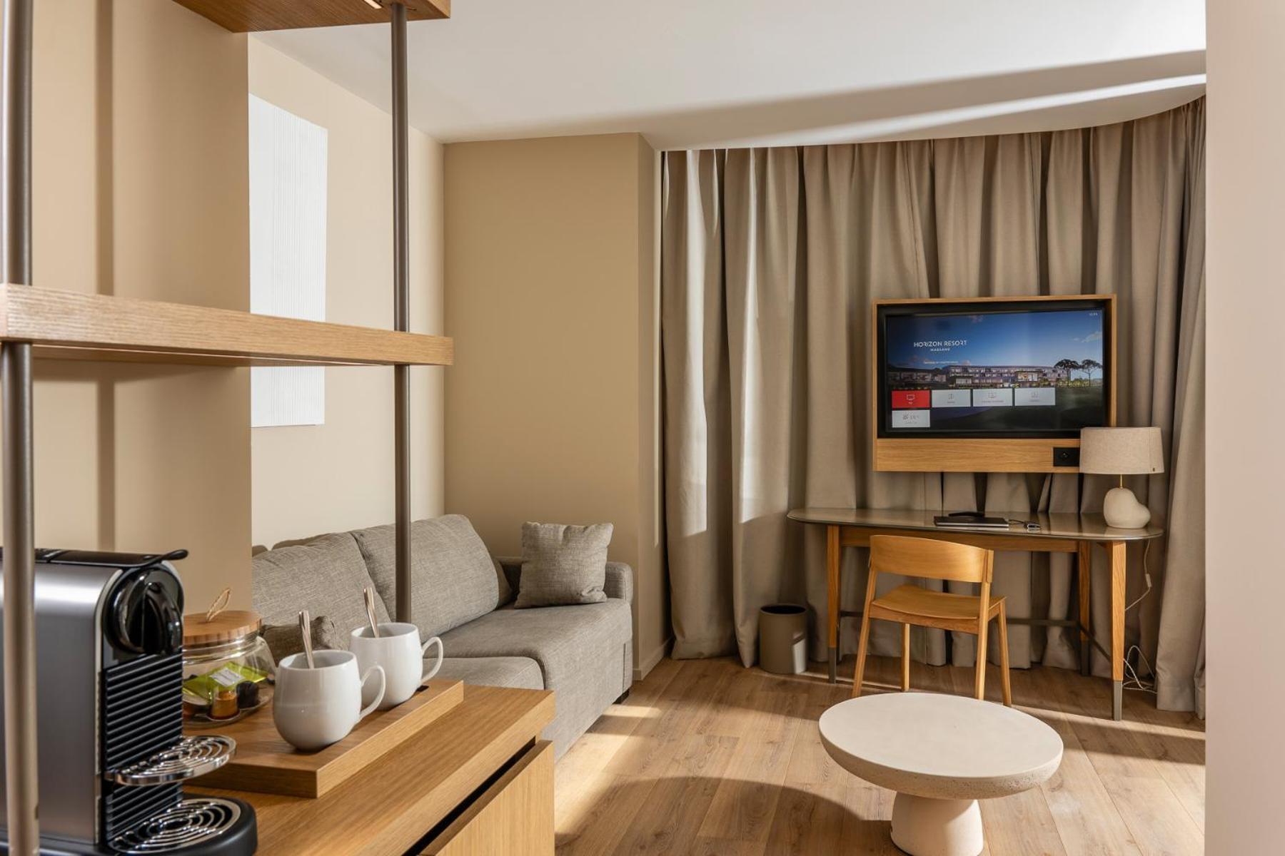 Hotel Horizon Resort Massane بيلارغيس المظهر الخارجي الصورة